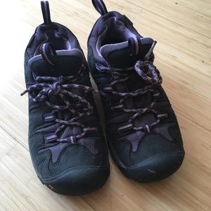 Keen hiking shoes